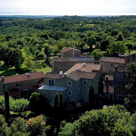 Apartmán L'Abbraccio Della Quercia Momjan Exteriér fotografie